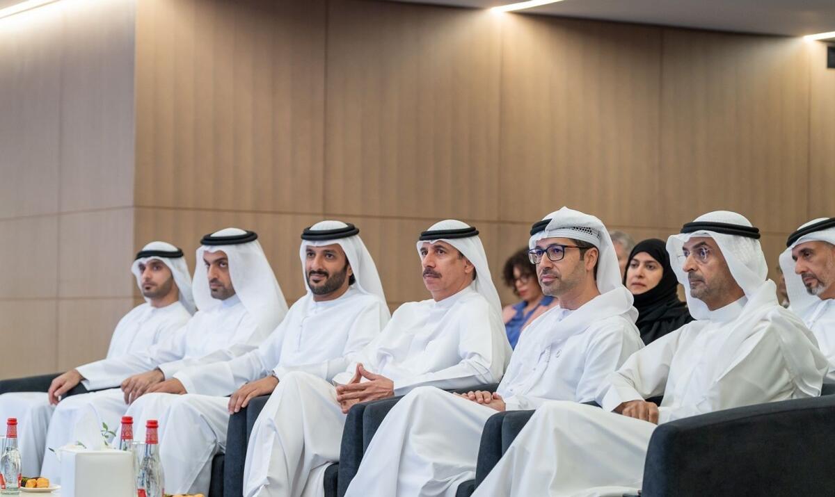 المشاركون في مؤتمر في مركز دبي المالي العالمي حول الشركات العائلية